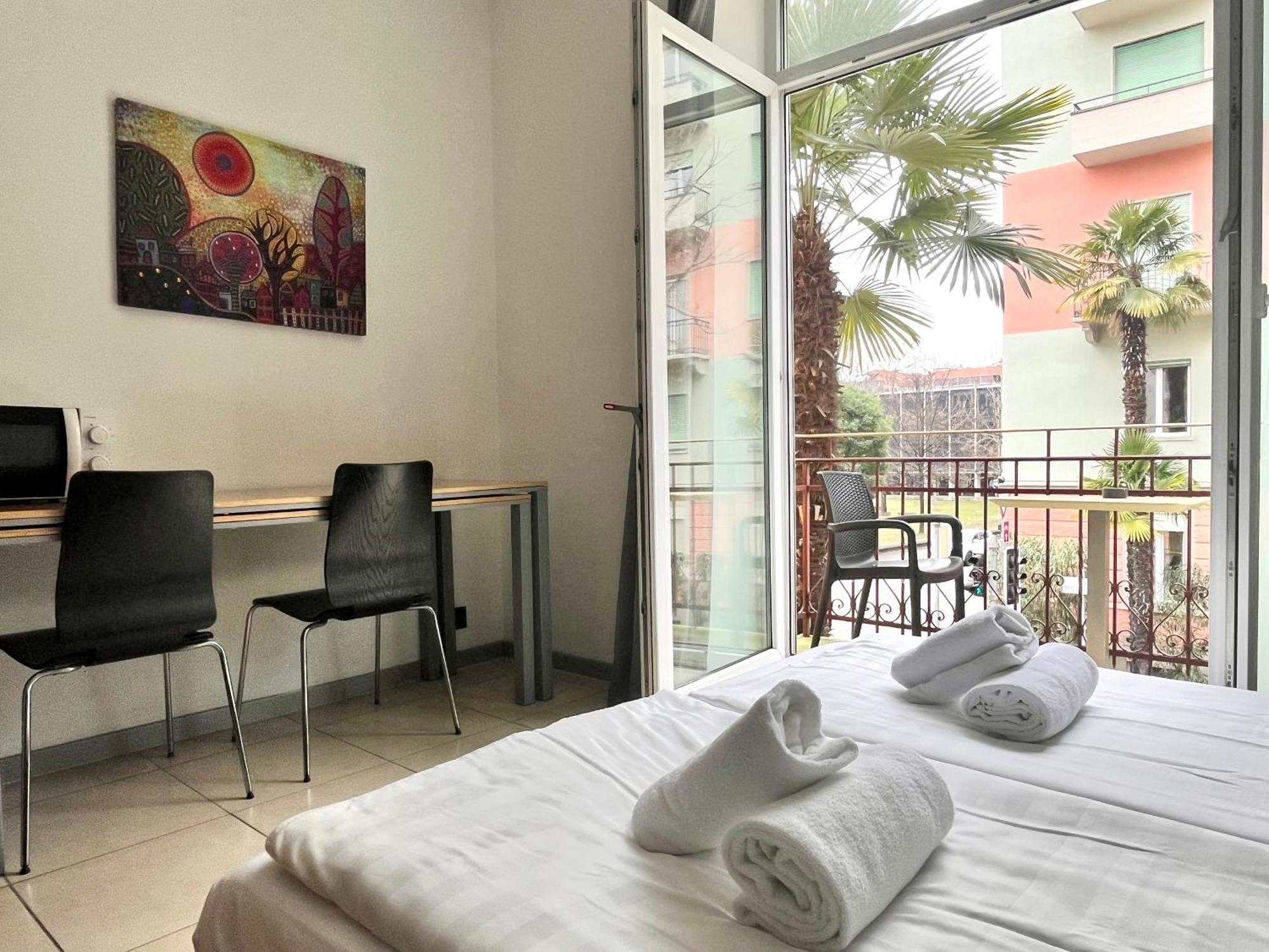 Guesthouse University By Lr - Self Check In Lugano Exterior photo
