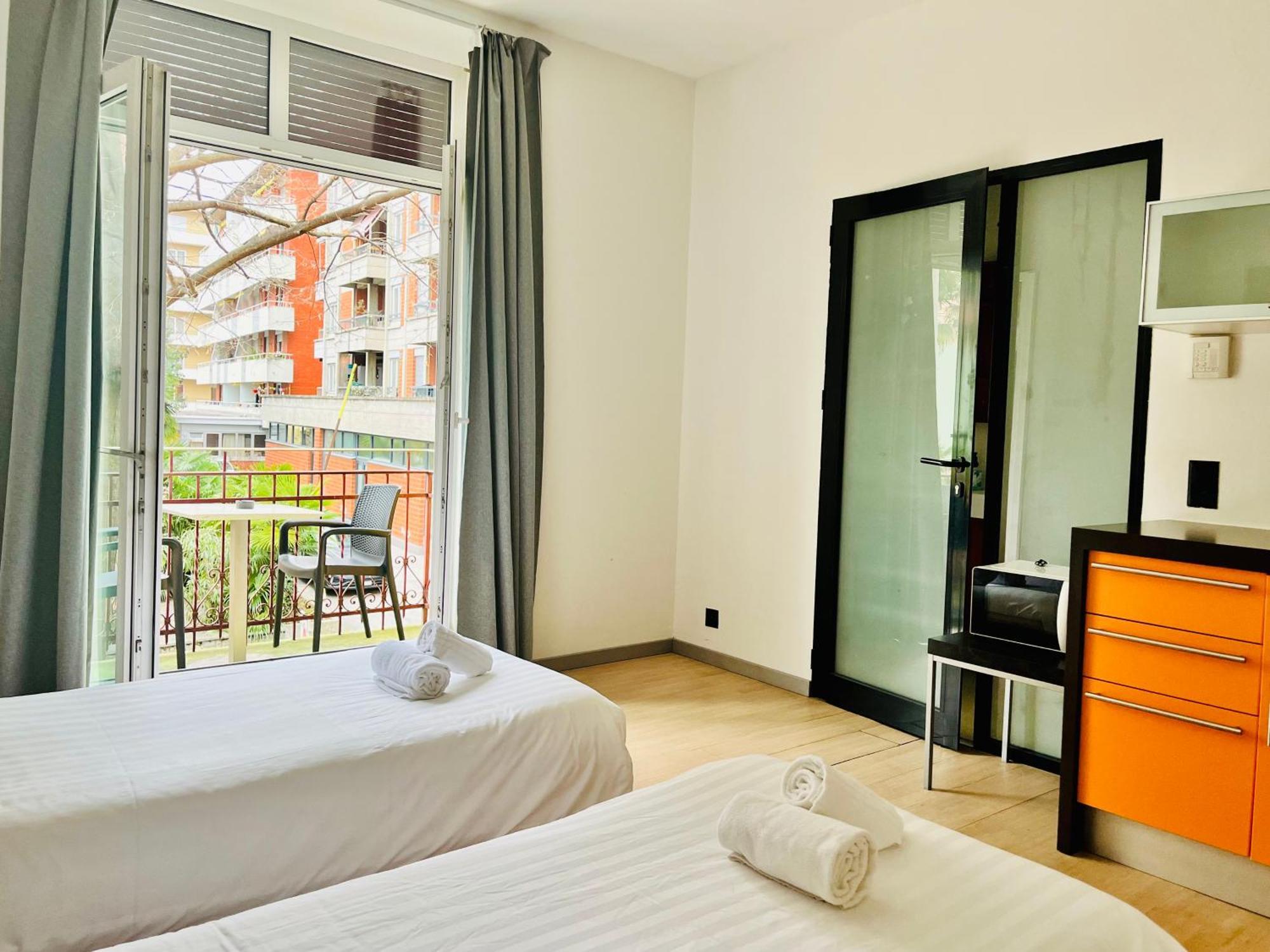 Guesthouse University By Lr - Self Check In Lugano Exterior photo