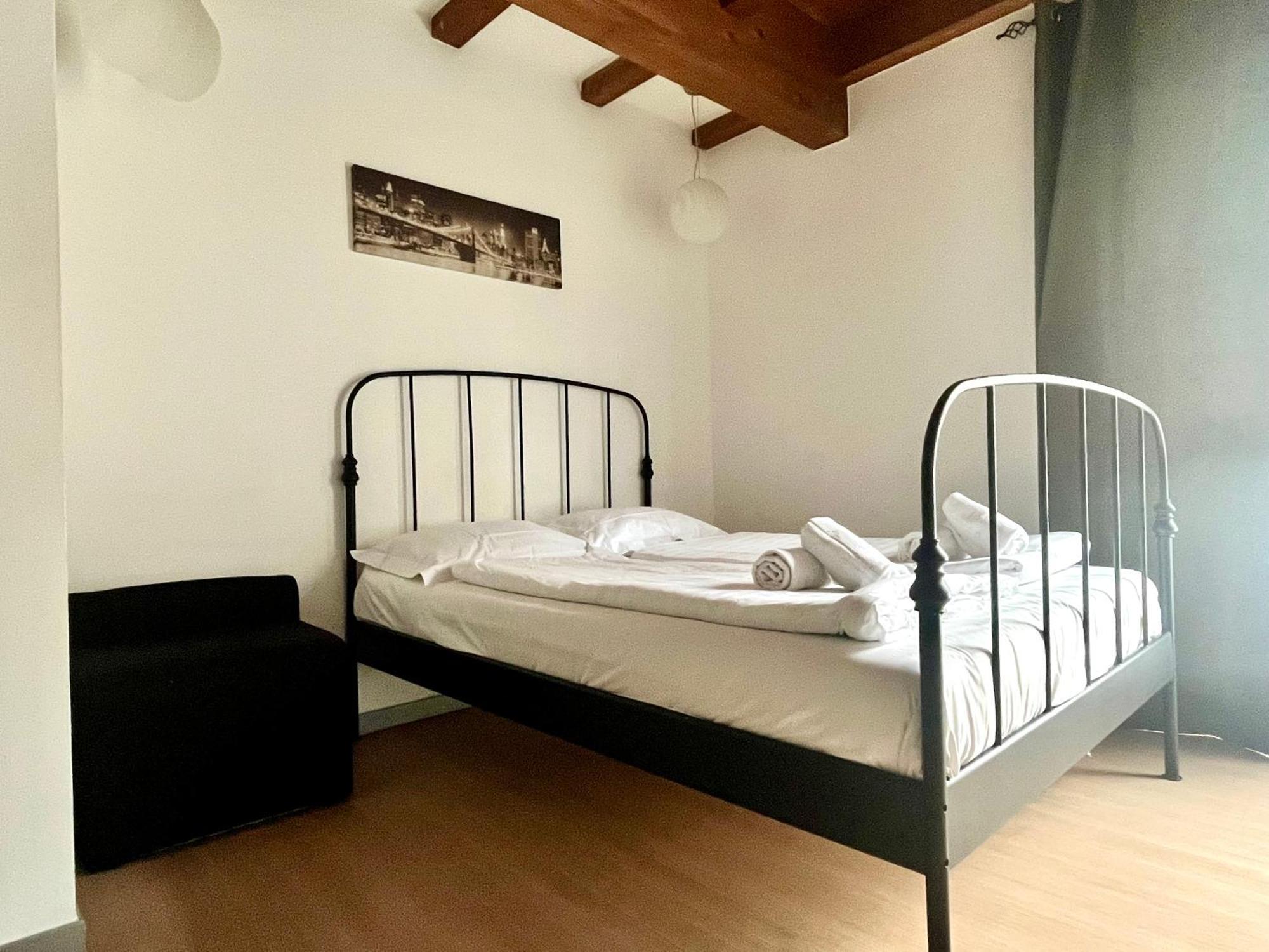 Guesthouse University By Lr - Self Check In Lugano Exterior photo