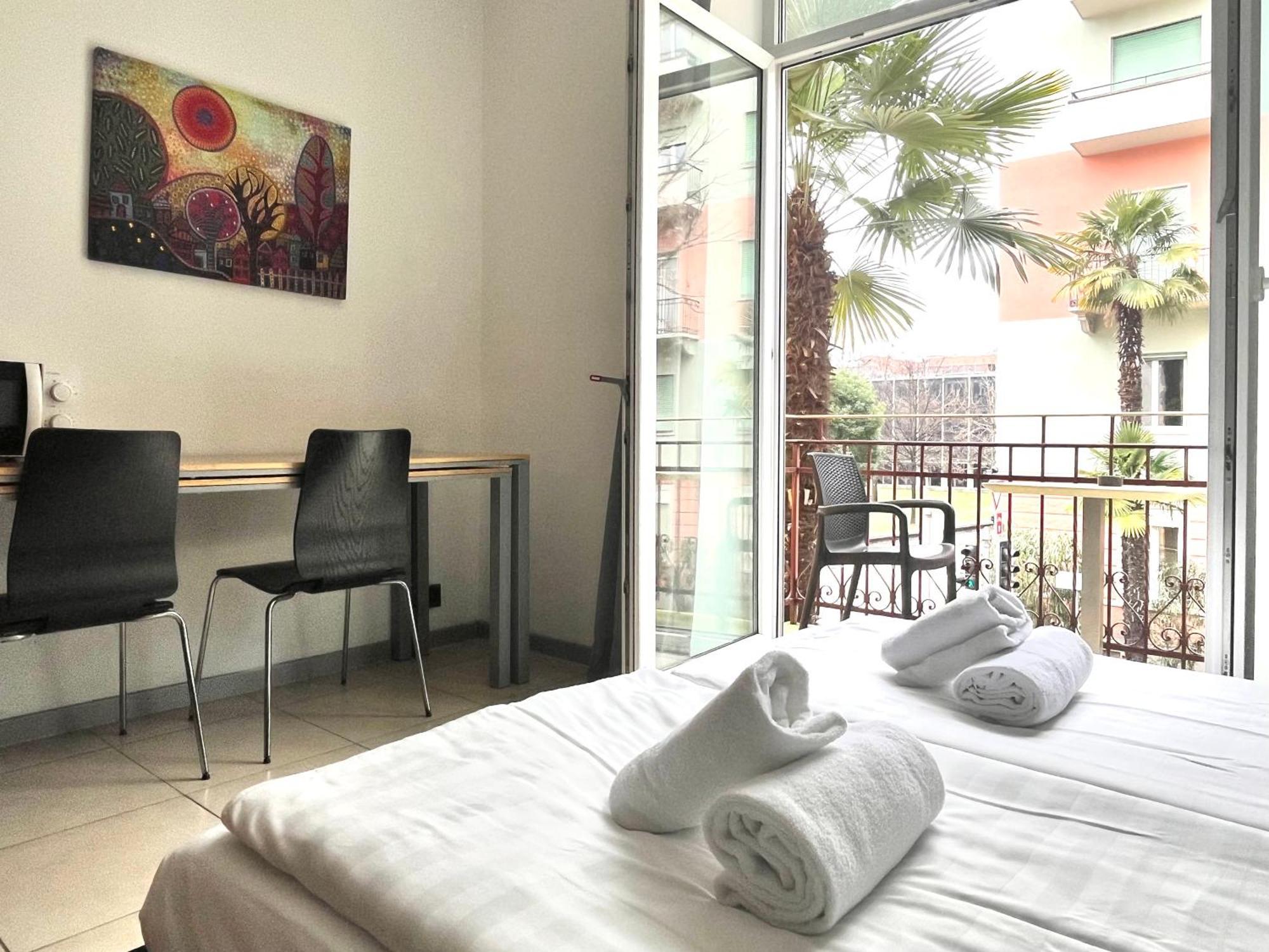 Guesthouse University By Lr - Self Check In Lugano Exterior photo